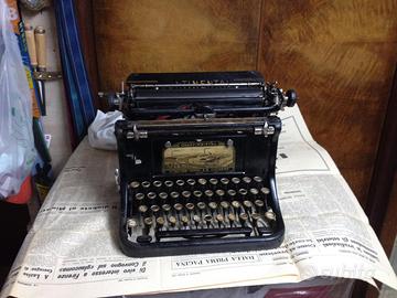 MACCHINA DA SCRIVERE CONTINENTAL