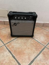 Cassa amplificata per chitarra piccola leggera