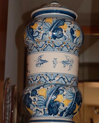 Vaso da farmacia in ceramica – Albarello