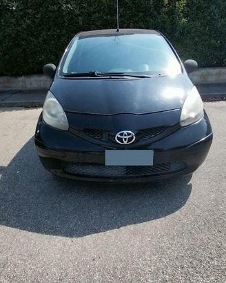TOYOTA AJGO 1.0 BENZINA VERSIONE SOL