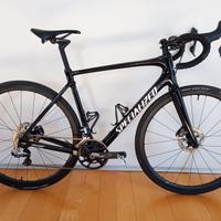 Specialized Roubaix S Works McLaren 56 no Tarmac