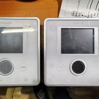 1 videocitofono comelit 6101W