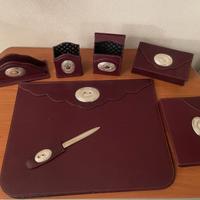 Set da scrivania in pelle bordeaux e argento 925