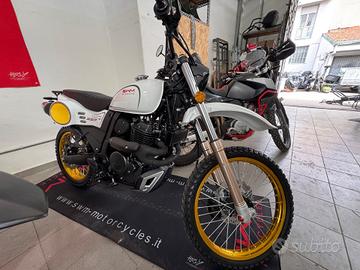 Swm Silver Vase 650 T (2025 - 26)