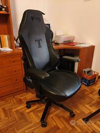 Sedia Secretlab Titan