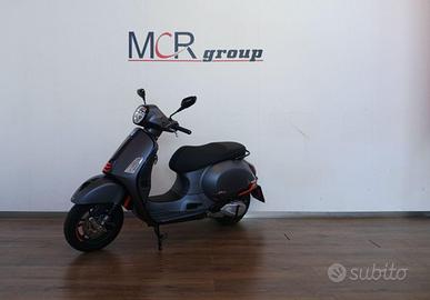 VESPA GTS 300 Super Sport