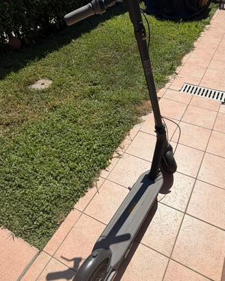 Monopattino Ninebot max G30
