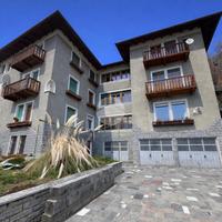 5 LOCALI A VILLENEUVE