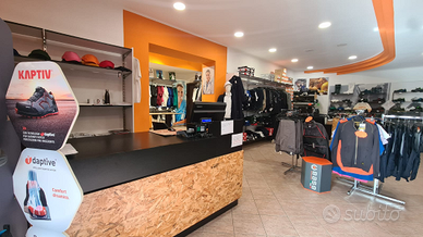 Vendita al dettaglio abiti professionali