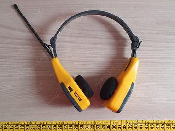 Cuffie con radio am/fm pile non incluse