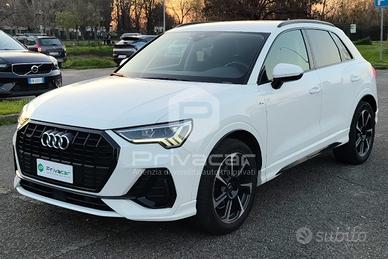 AUDI Q3 40 TFSI quattro S tronic S line edition