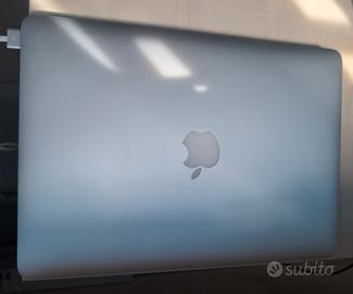Apple Macbook Air 2017 (A1466)
