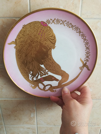 Piatto bagnato nell'oro