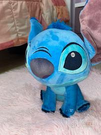 Peluche Stitch sonoro.