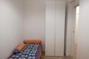 1 camera da letto 1 bagno Solo stanza Bari Lattanz