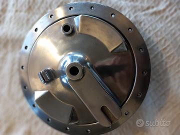 Mozzo originale anteriore per Ducati Scrambler 250