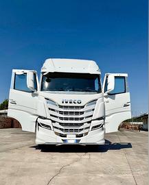 Iveco S-WAY 530
