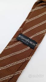 Yves Saint Laurent 