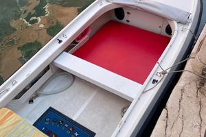 Cofano con 40 suzuki