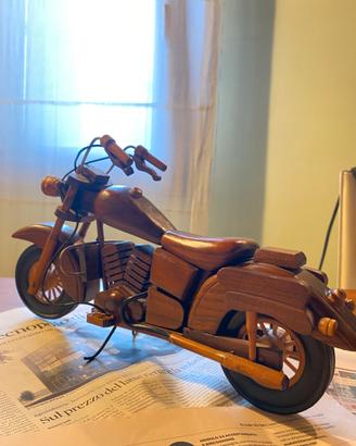 Moto in legno