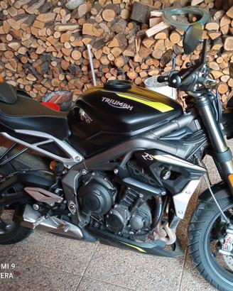 street triple rs