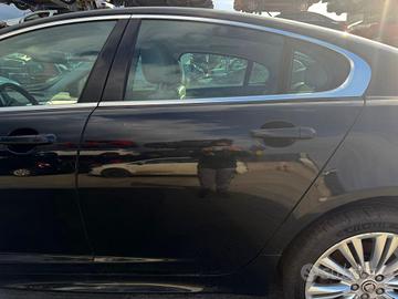 PORTIERA POSTERIORE SINISTRA JAGUAR XF Serie (08>1