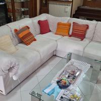 DIVANO IN PELLE E  SEDUTA IN ALCANTARA