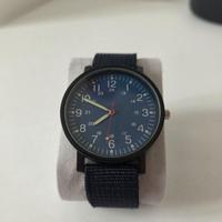 Orologio Robusto con Grande Quadrante