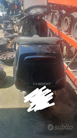 Moto piaggio hexagon lxt