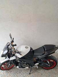 Aprilia rsv tuono 1000