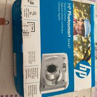 Scatola, manuale e CD - Fotocamera HPM447