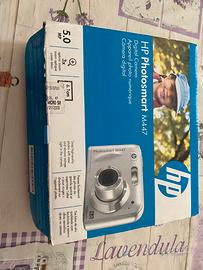 Scatola, manuale e CD - Fotocamera HPM447