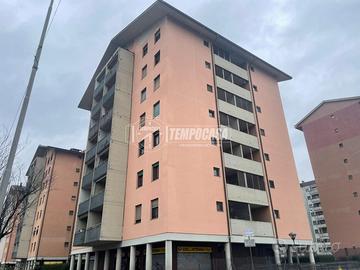 4 LOCALI - ULTIMO PIANO - BOX INCLUSO