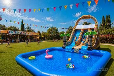 Scivolo Acquatico con Piscina