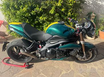 Triumph Speed Triple 2012