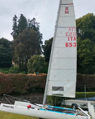 Catamarano sportivo 18 piedi classe A2 