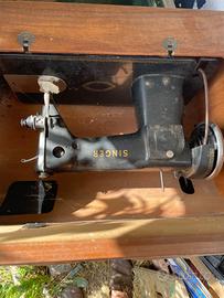 Macchina da cucire singer vintage