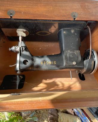 Macchina da cucire singer vintage