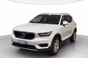 VOLVO XC40 1.5 T2 Momentum auto