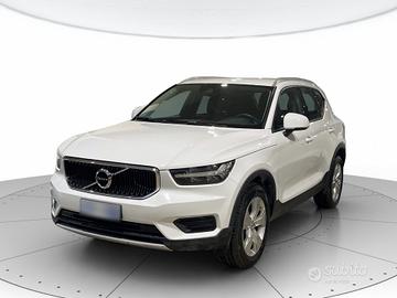 VOLVO XC40 1.5 T2 Momentum auto