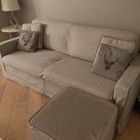 Divano letto 3 posti con pouf