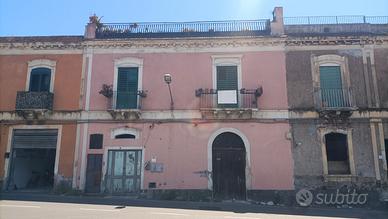 Palazzetto Da Ristrutturare Acireale Terme