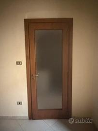 4 porte in legno