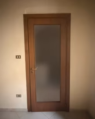 4 porte in legno