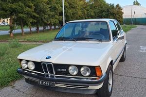 BMW 320 E 21