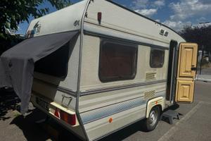Caravan Roulotte WILK DE LUXE