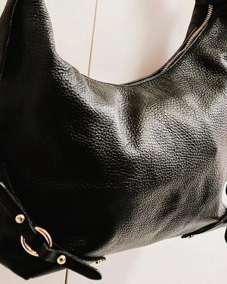 Borsa da donna Vera pelle nera firmata Melluso.