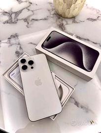IPHONE 15 PRO MAX COME NUOVO IN GARANZIA