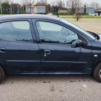 Peugeot 206 plus 1.1