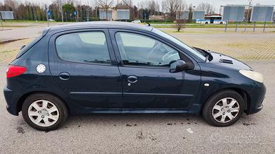 Peugeot 206 plus 1.1